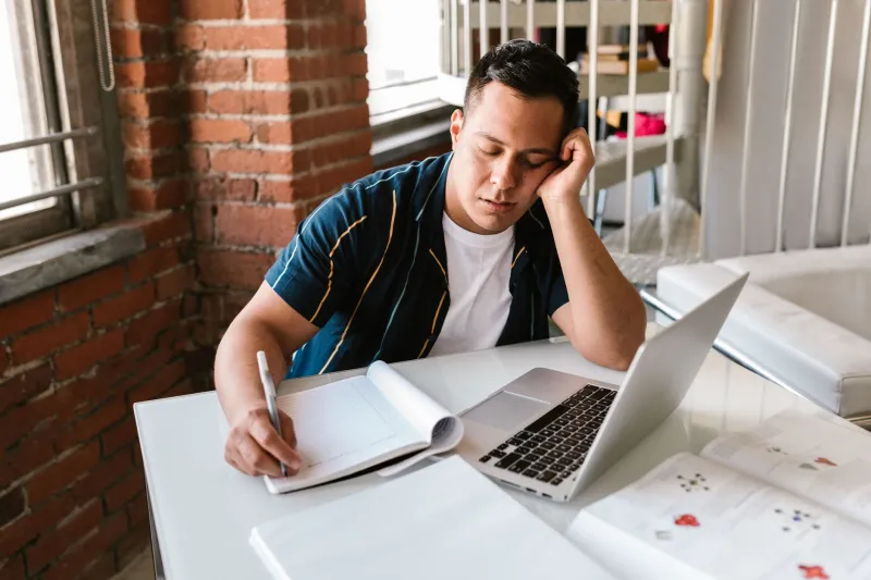 Why Your Brain Refuses to Start: The Real Science Behind Assignment Avoidance